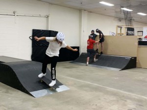 Camps2021-Skating00004